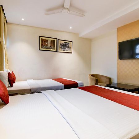 Hotel King'S Crown Kalkuta Zewnętrze zdjęcie