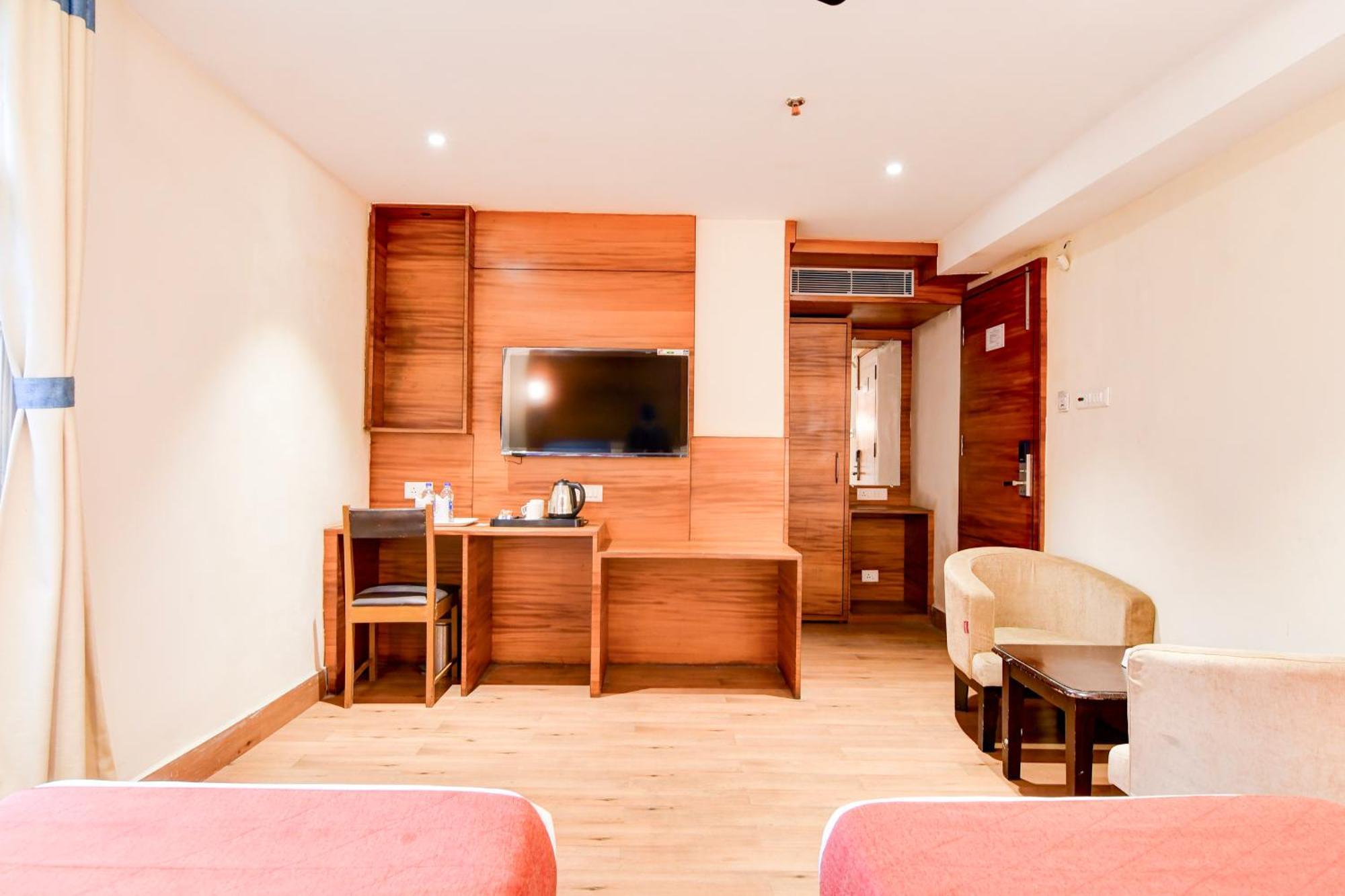 Hotel King'S Crown Kalkuta Zewnętrze zdjęcie