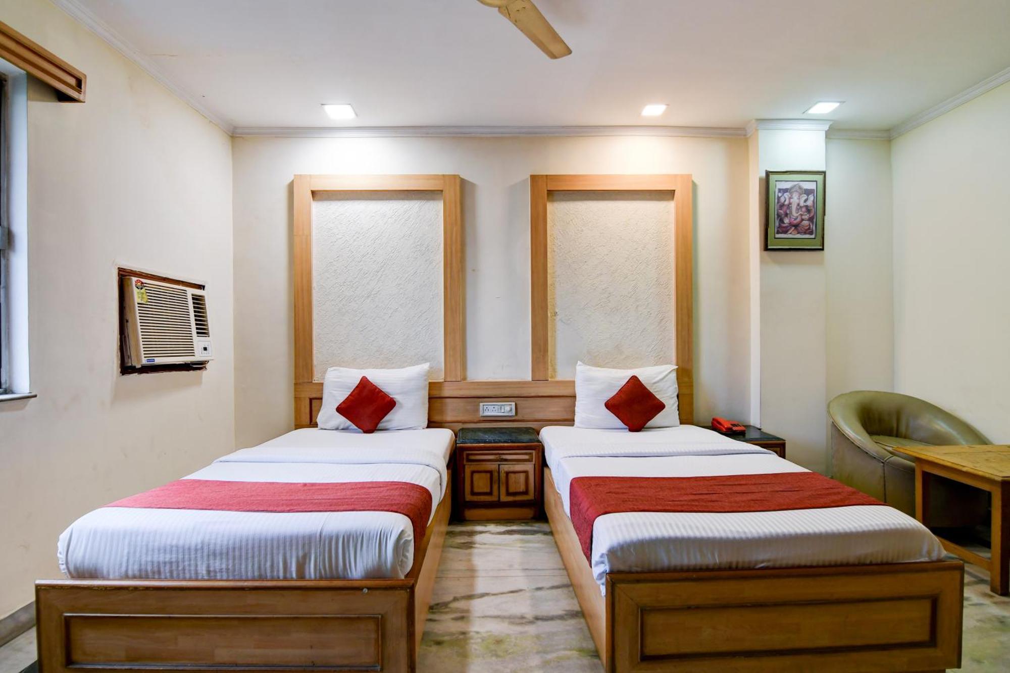 Hotel King'S Crown Kalkuta Zewnętrze zdjęcie