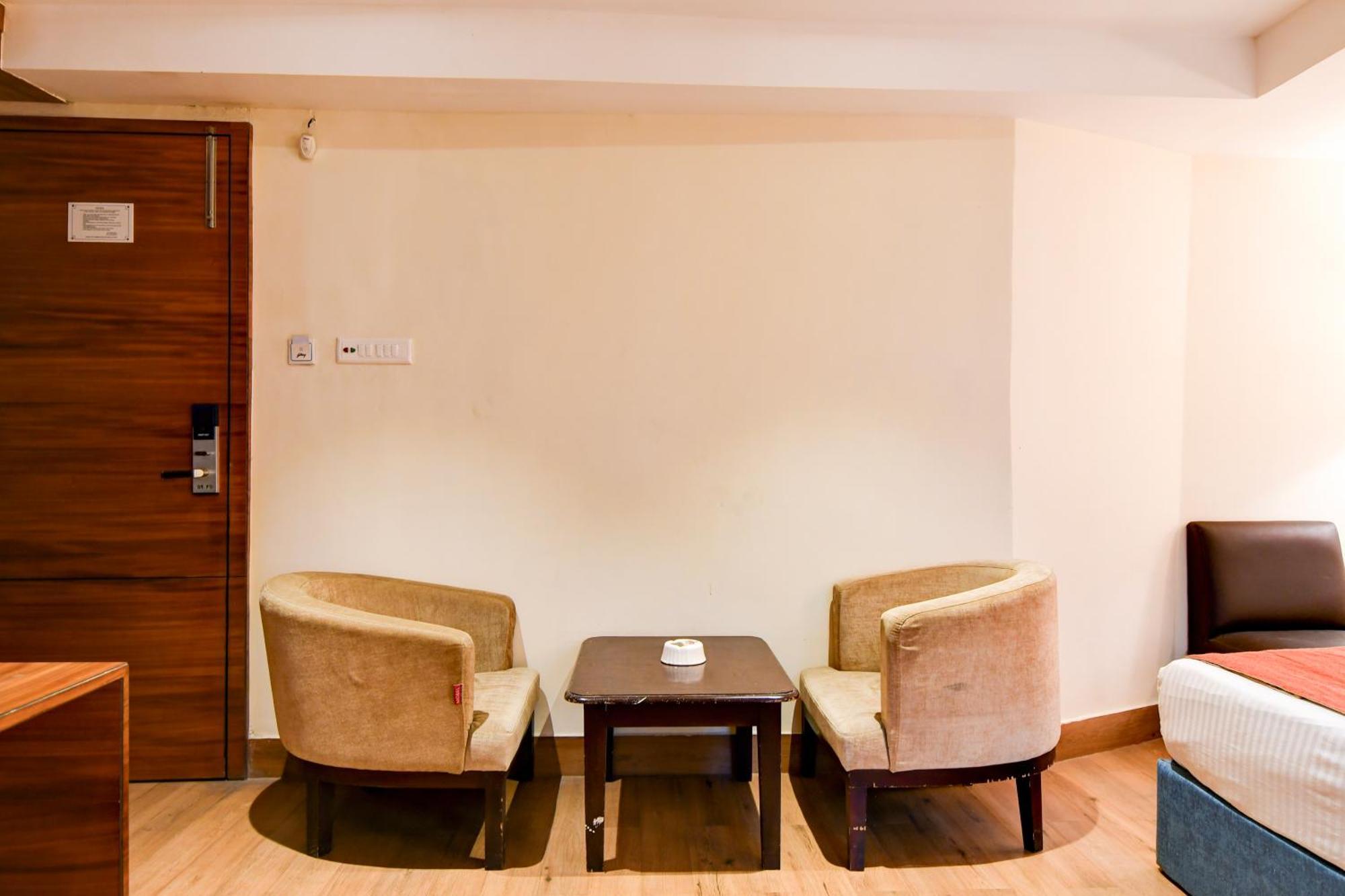 Hotel King'S Crown Kalkuta Zewnętrze zdjęcie