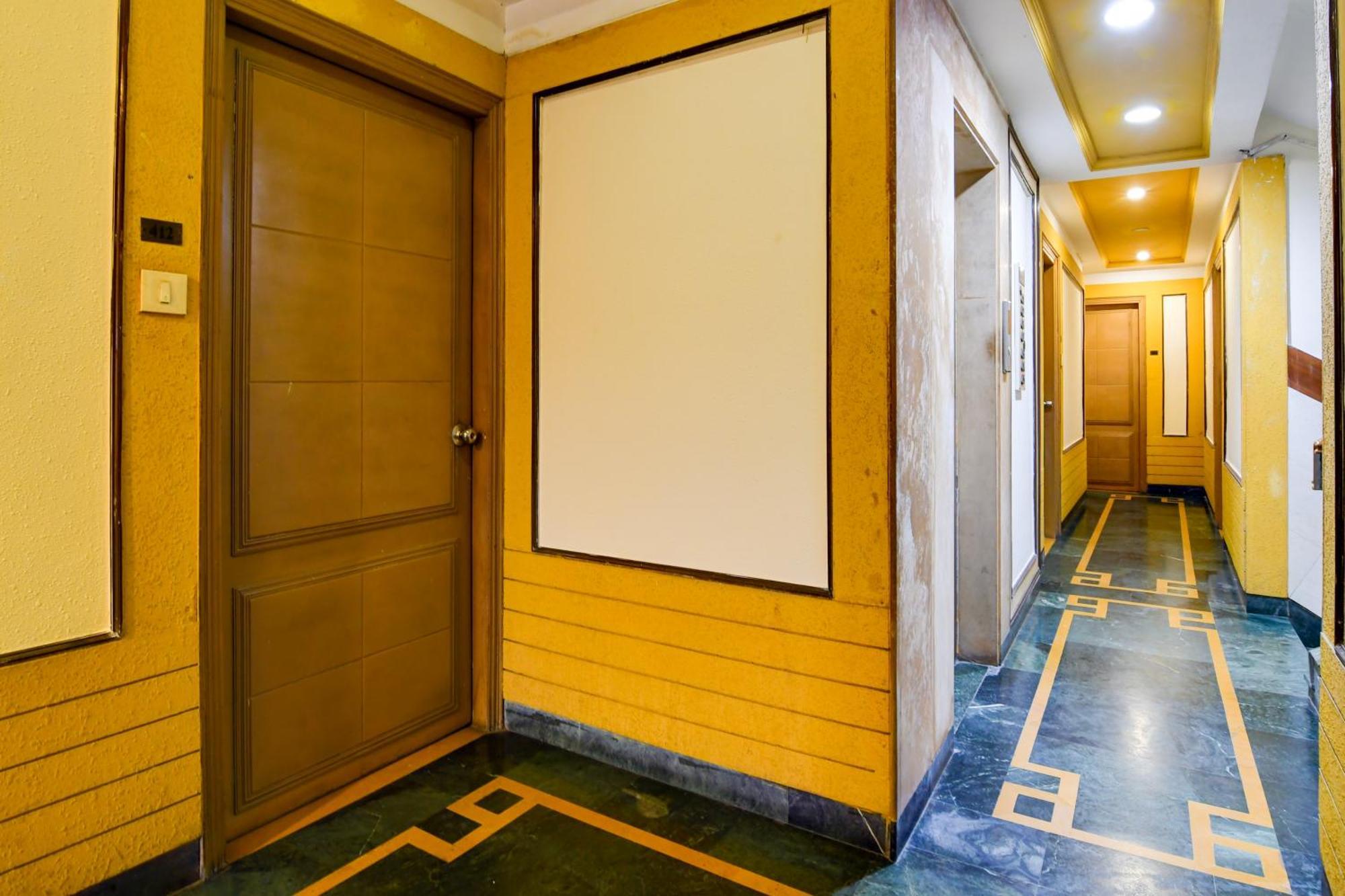 Hotel King'S Crown Kalkuta Zewnętrze zdjęcie
